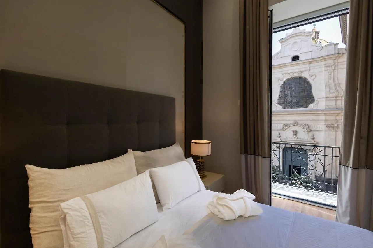 Luxury And Exclusive Bovio Square House Apartment Naples