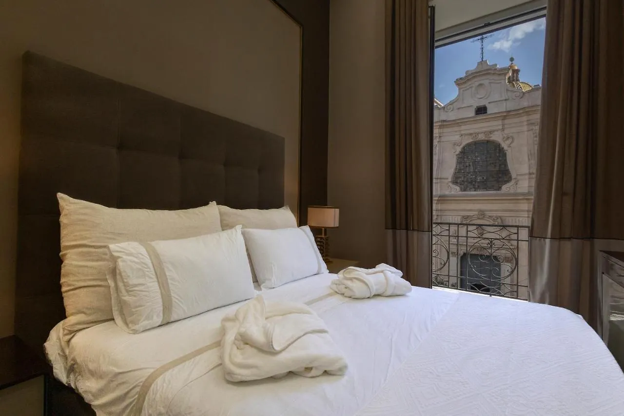 Luxury And Exclusive Bovio Square House Apartment Naples